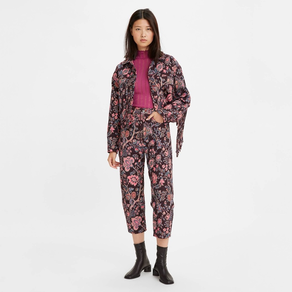 Levi’s Barrel Crop Tapestry Pant